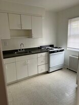 2105 Belvedere Blvd, Unit #5