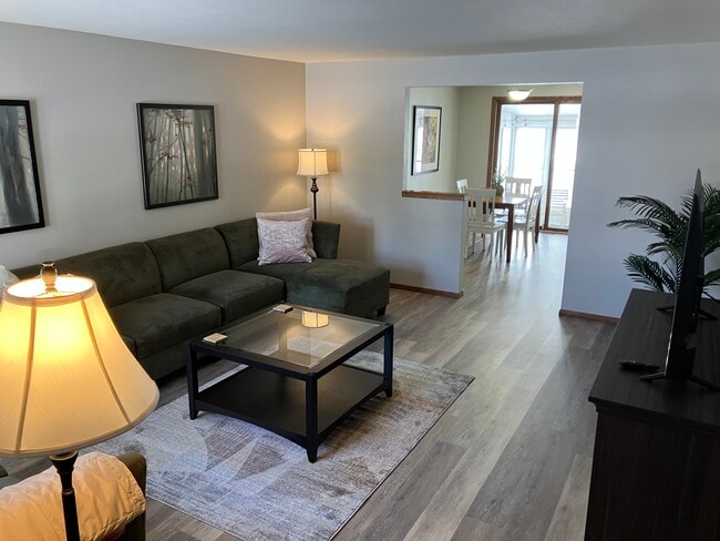 property at 1385 Maricopa Dr