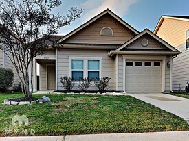 3523 Avalon Castle Dr in Spring, TX - Building Photo