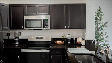 134 SE 28th Ter in Homestead, FL - Building Photo - Building Photo