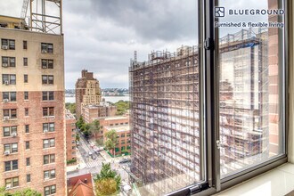 255 W 94th St in New York, NY - Foto de edificio - Building Photo