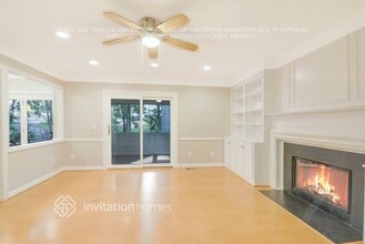 305 Durington Pl in Cary, NC - Foto de edificio - Building Photo