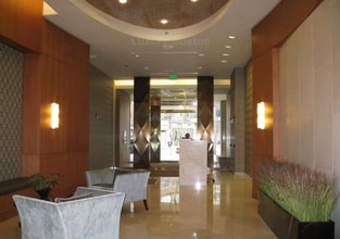 225 Massachusetts Ave, Unit 255 in Boston, MA - Foto de edificio - Building Photo