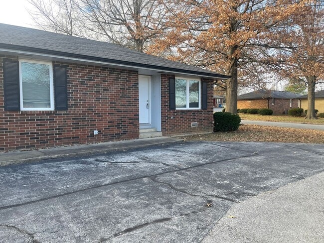 property at 1052 S Lexington Ave