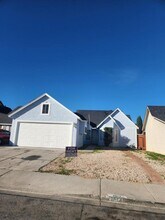 1912 Joliet Cir in Las Vegas, NV - Building Photo - Building Photo