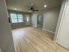 1338 McCall St in Sherman, TX - Building Photo - Building Photo