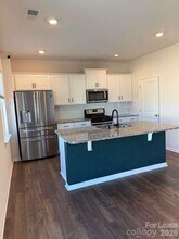 106 Sierra Rd in Mooresville, NC - Building Photo - Building Photo