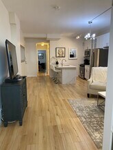 2201 L St NW, Unit apartment T2 in Washington, DC - Building Photo - Building Photo