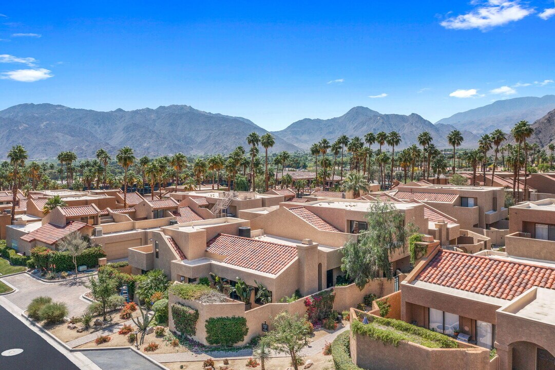 73421 Foxtail Ln in Palm Desert, CA - Building Photo