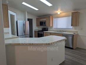 25116 Ave Vizcaya in Homeland, CA - Building Photo - Building Photo