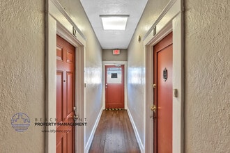 1141 Pine Ave. in Long Beach, CA - Building Photo - Building Photo