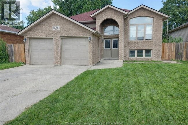 property at 1686 Northway Ave