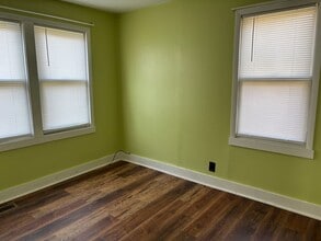 400 N Diagonal St in Decherd, TN - Building Photo - Building Photo