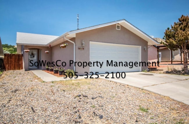 property at 815 Cholla St