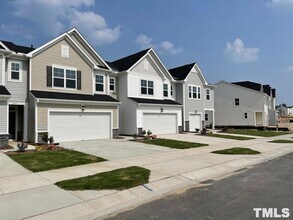 2407 Chert Ln in Raleigh, NC - Building Photo - Building Photo