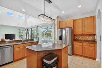 3769 Victoria Rd in West Palm Beach, FL - Building Photo - Building Photo