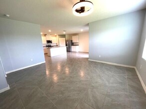 1301 McFarland Dr in West Melbourne, FL - Building Photo - Building Photo