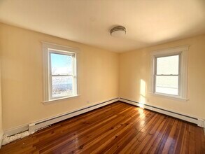 135 Independence Ave in Quincy, MA - Building Photo - Building Photo