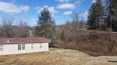 62 Ed Norton Rd in Cullowhee, NC - Building Photo - Building Photo