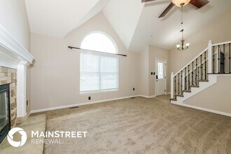 1500 NE Whitestone Dr in Lee's Summit, MO - Building Photo - Building Photo