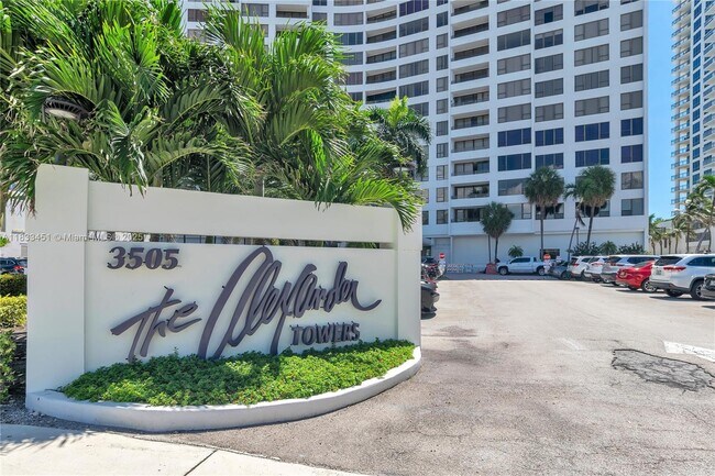 property at 3505 S Ocean Dr