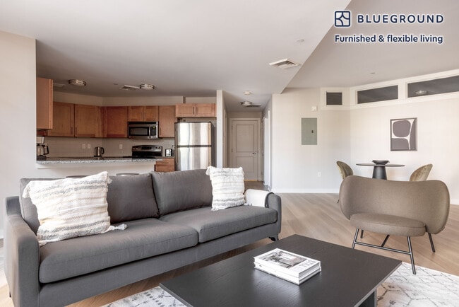 632 Massachusetts Ave in Cambridge, MA - Building Photo - Building Photo