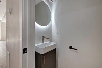 134 N Linwood Ave in Baltimore, MD - Building Photo - Building Photo