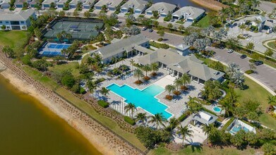 8897 Redonda Dr in Naples, FL - Building Photo - Building Photo