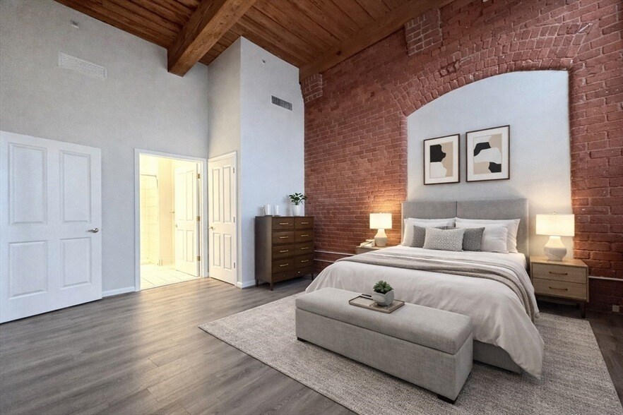 4 Bishop St, Unit 213 in Framingham, MA - Building Photo