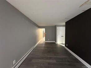 18-16 Bell Blvd in Queens, NY - Building Photo - Building Photo