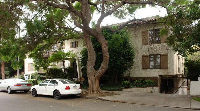 1419 Bentley Ave in Los Angeles, CA - Building Photo - Building Photo