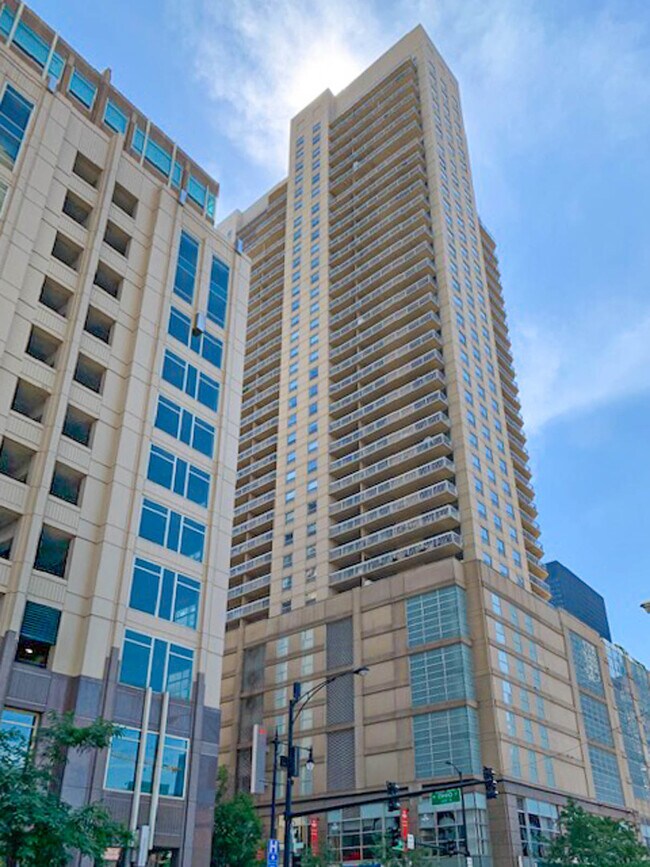 property at 545 N Dearborn St