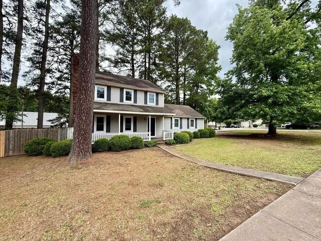 property at 1603 Woodland Dr