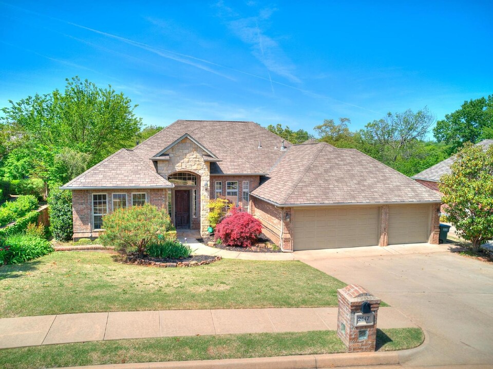 2617 Century Dr in Edmond, OK - Building Photo