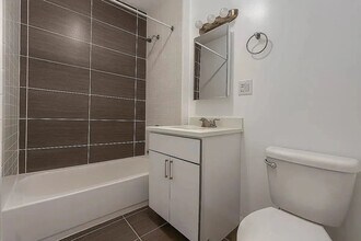 32-38-38 48th St in Queens, NY - Building Photo - Building Photo