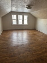 1909 SW Lane St in Topeka, KS - Building Photo - Building Photo