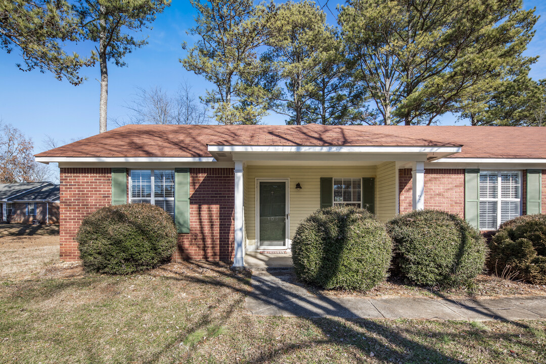 105 Pine Cone Dr in Toney, AL - Building Photo