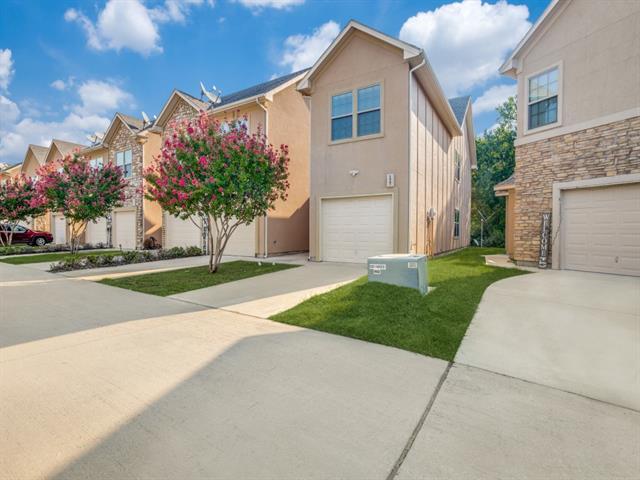 1547 Cozy Dr in Fort Worth, TX - Building Photo
