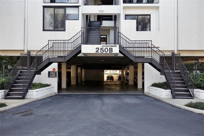 250 Carolina Ave-Unit -407 in Winter Park, FL - Building Photo - Building Photo