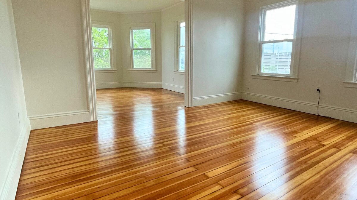274 Point St in Providence, RI - Building Photo
