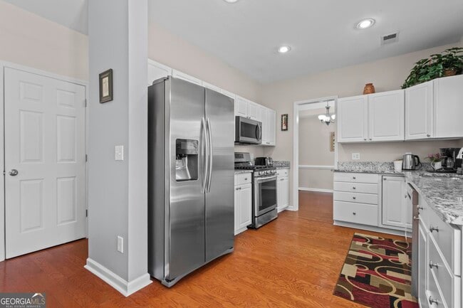 304 Fairbrook Cir in Marietta, GA - Building Photo - Building Photo