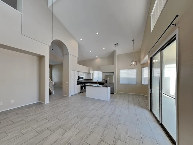 8786 W Augusta Ave in Glendale, AZ - Building Photo - Building Photo