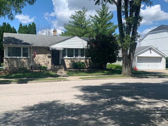 property at 700 Sherwood Rd