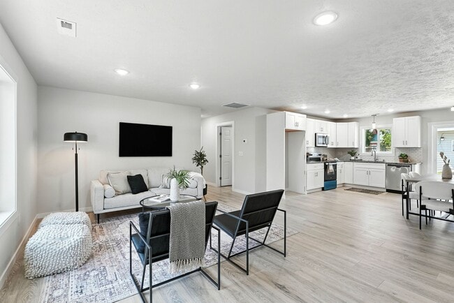 4720 E Frederick Ave in Spokane, WA - Building Photo - Building Photo