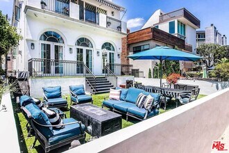 17 Privateer St in Marina Del Rey, CA - Building Photo - Building Photo