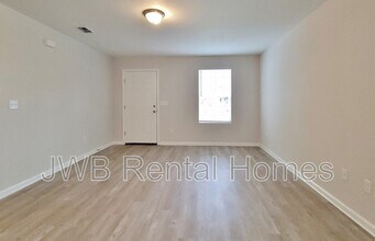 1220 Ribault River Dr in Jacksonville, FL - Building Photo - Building Photo