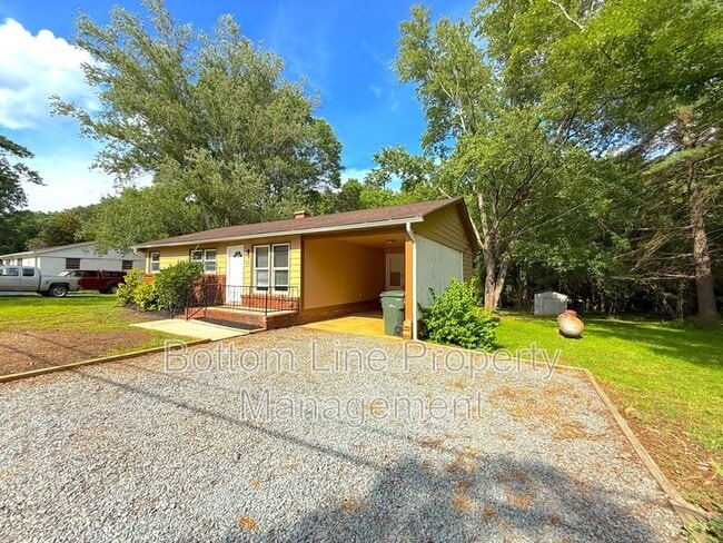 409 Olin Dr in Waxhaw, NC - Building Photo - Building Photo