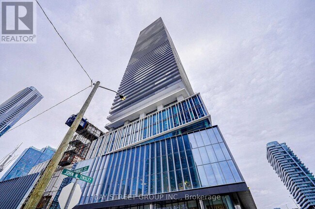 138 Downes St in Toronto, ON - Building Photo - Building Photo