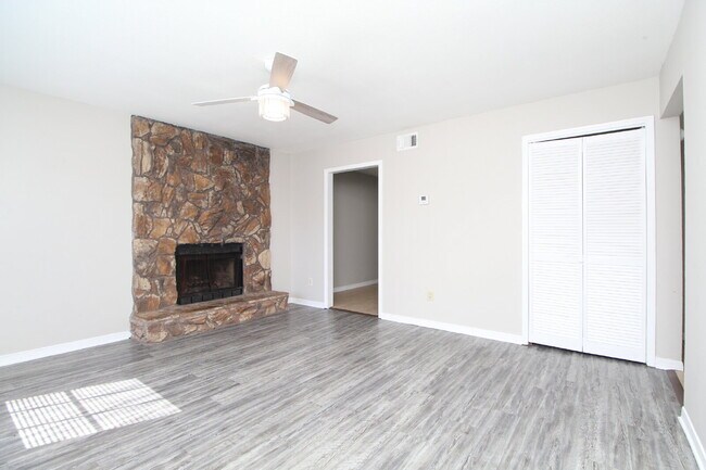 720 Tumbleweed Trail-Unit -A in Pensacola, FL - Foto de edificio - Building Photo