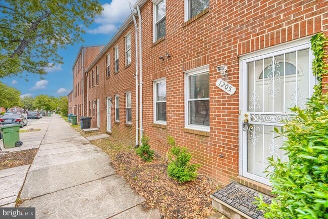 property at 1205 Ashland Ave